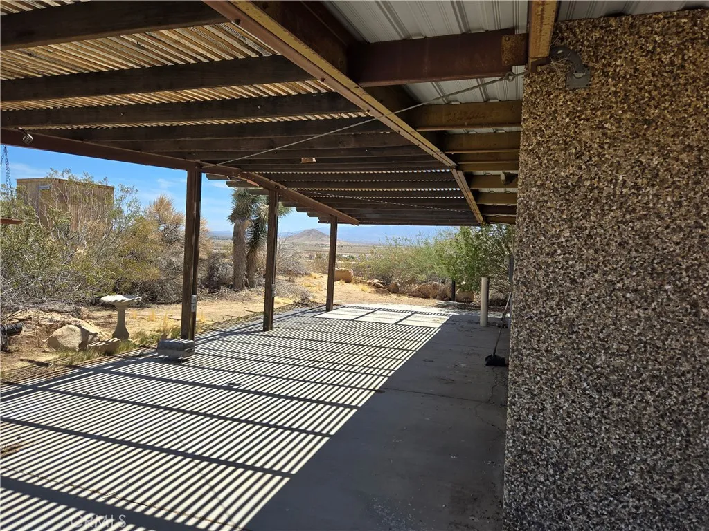 195 Old El Mirage Road, Adelanto, California 92301 home-pic-12