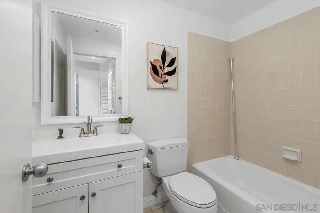 4701 Date Ave 219, La Mesa, California 91942 home-pic-16