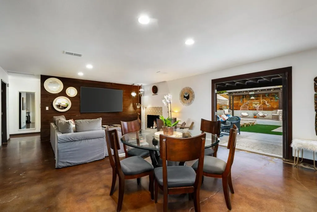 46500 Cameo Palms Drive, La Quinta, California 92253 home-pic-17