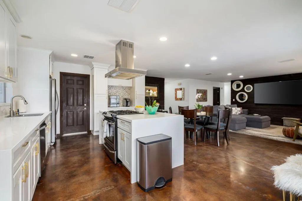 46500 Cameo Palms Drive, La Quinta, California 92253 home-pic-22
