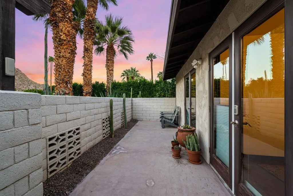 46500 Cameo Palms Drive, La Quinta, California 92253 home-pic-34