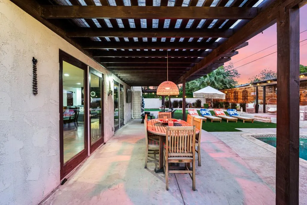46500 Cameo Palms Drive, La Quinta, California 92253 home-pic-46