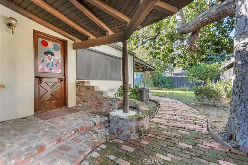 613 N California, Burbank, California 91505 home-pic-30