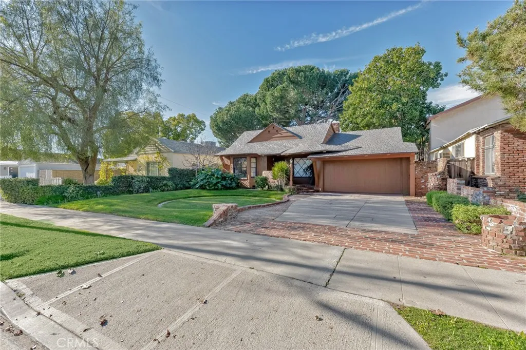 613 N California, Burbank, California 91505 home-pic-5