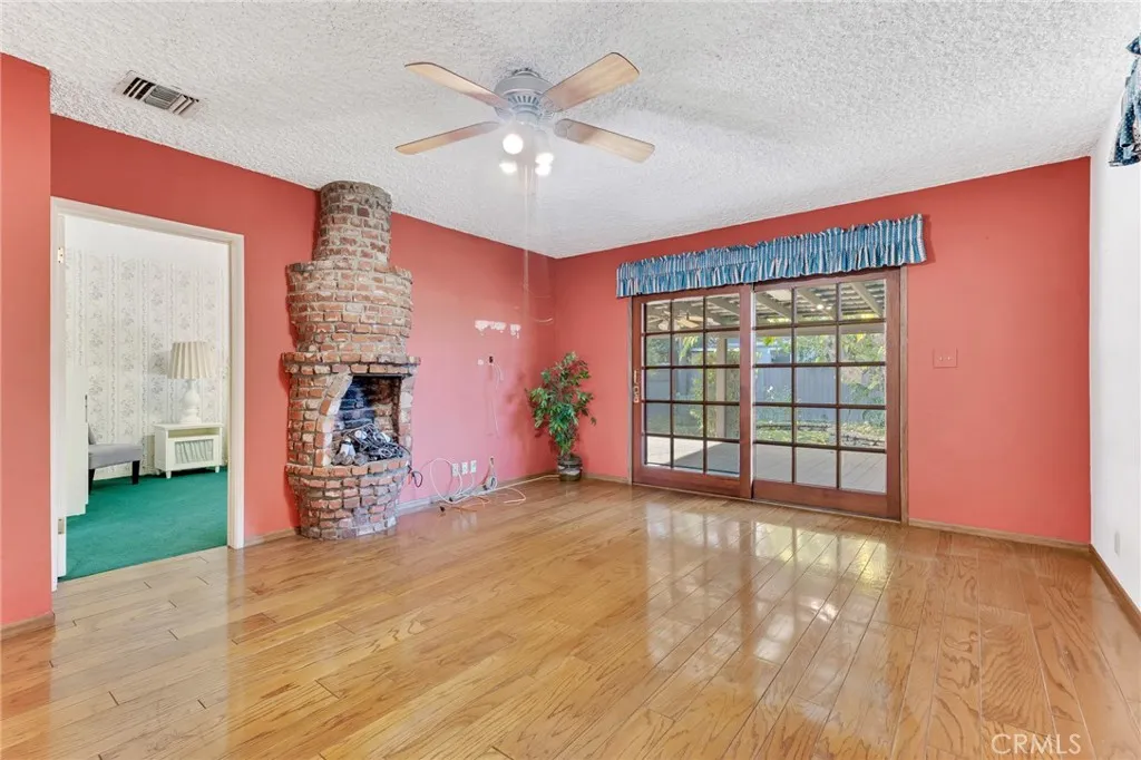 613 N California, Burbank, California 91505 home-pic-24