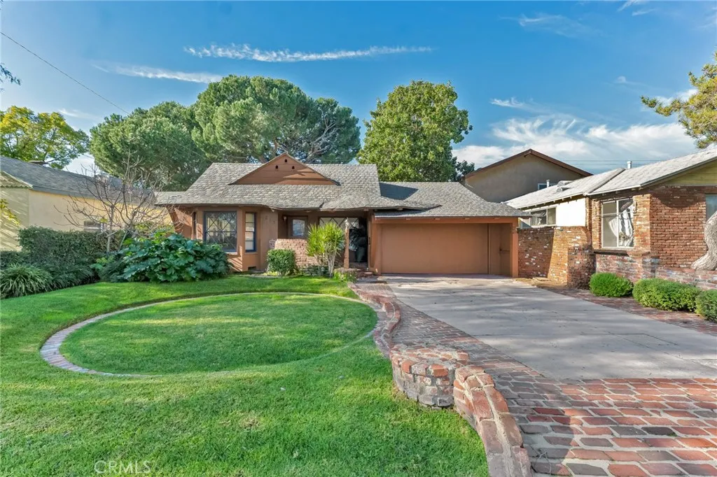613 N California, Burbank, California 91505 home-pic-1