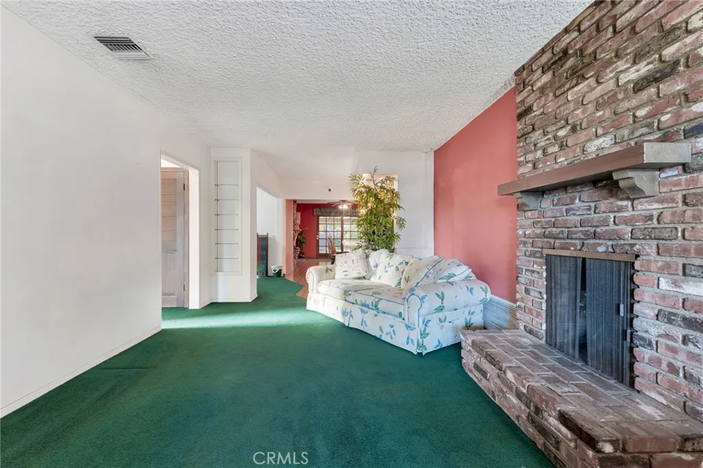 613 N California, Burbank, California 91505 home-pic-10