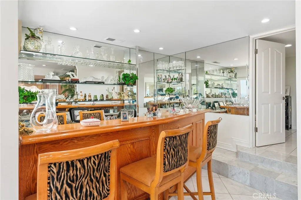 4160 Don Jose Drive, Los Angeles, California 90008 home-pic-7
