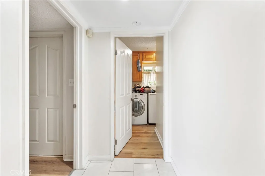 4160 Don Jose Drive, Los Angeles, California 90008 home-pic-13
