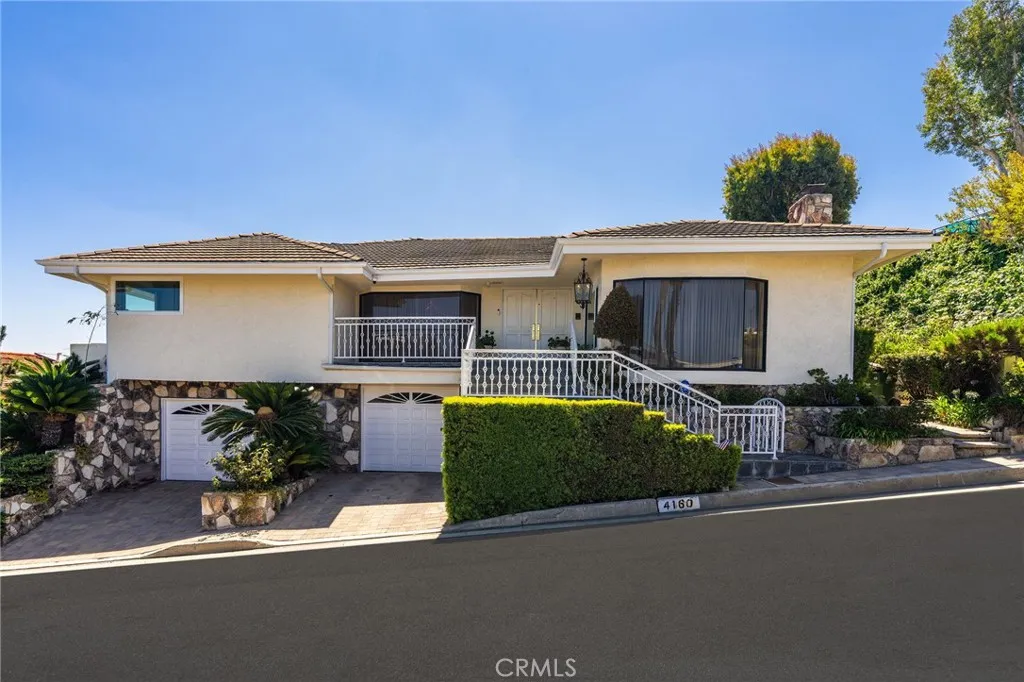 4160 Don Jose Drive, Los Angeles, California 90008 home-pic-1