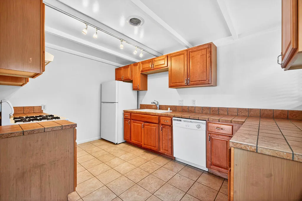 68195 Grandview Avenue, Cathedral City, California 92234 home-pic-3