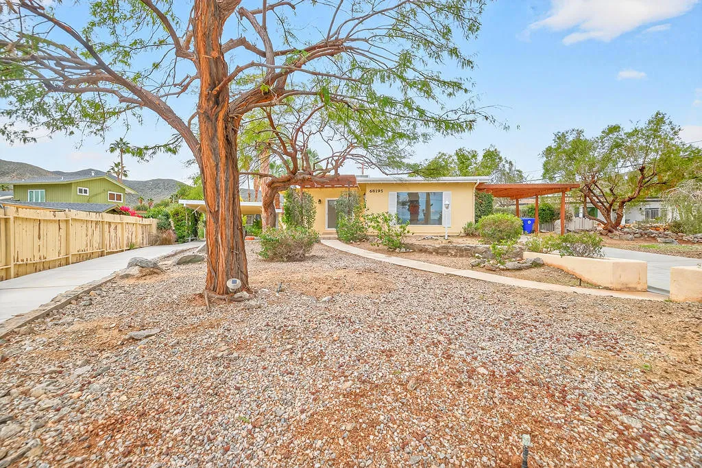 68195 Grandview Avenue, Cathedral City, California 92234 home-pic-1