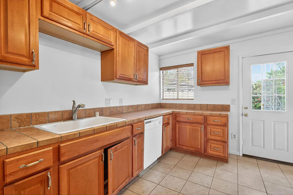 68195 Grandview Avenue, Cathedral City, California 92234 home-pic-14