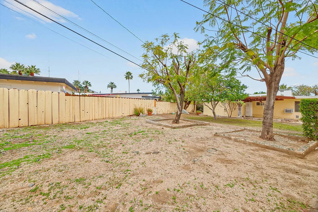 68195 Grandview Avenue, Cathedral City, California 92234 home-pic-17