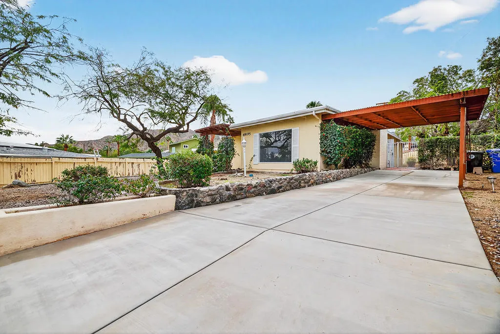 68195 Grandview Avenue, Cathedral City, California 92234 home-pic-8