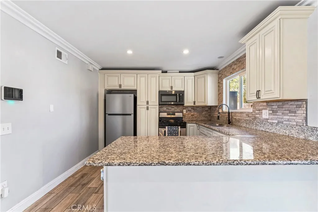 3149 Sierra Avenue, Norco, California 92860 home-pic-7
