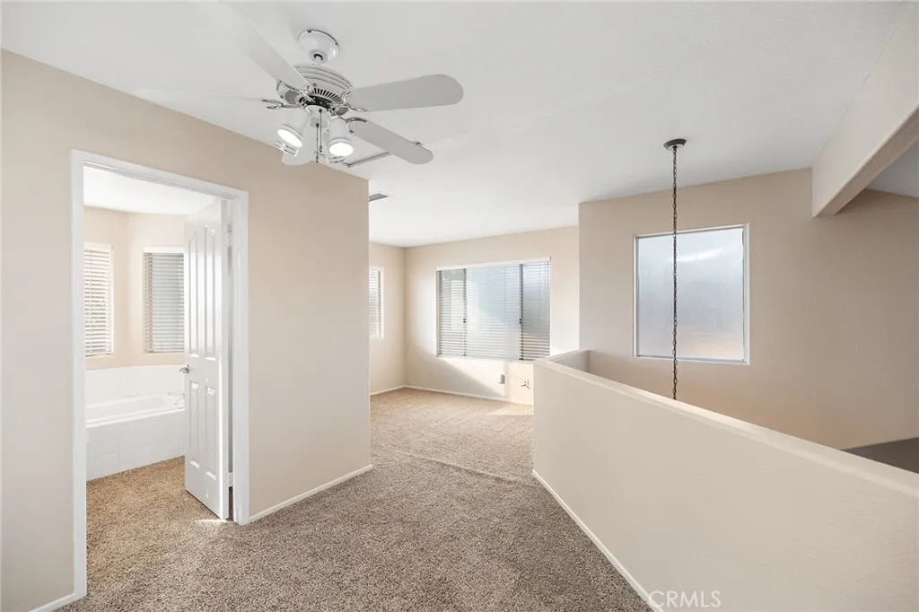 40511 Via Amapola, Murrieta, California 92562 home-pic-24