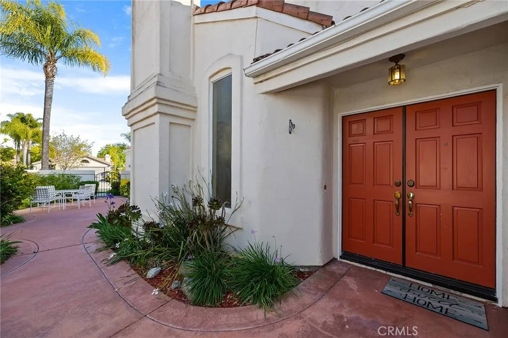 40511 Via Amapola, Murrieta, California 92562 home-pic-6
