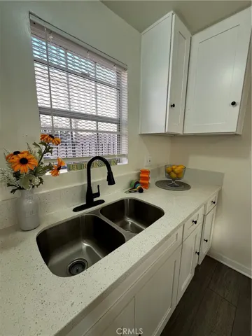 Stainless Double Sink and Granite counters!