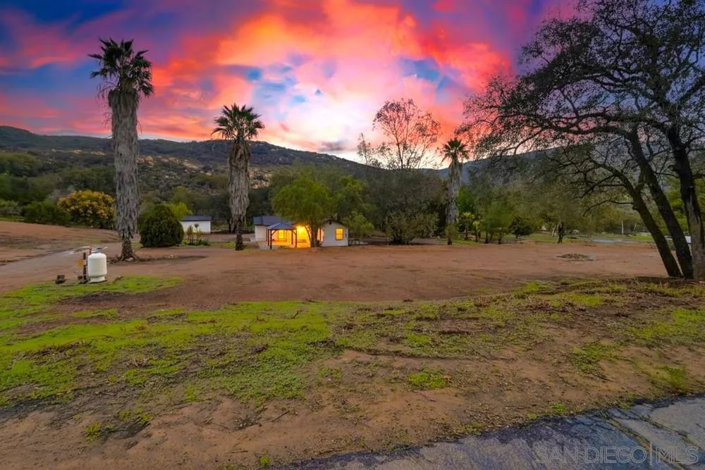 15751 Lyons Valley Rd, Jamul, California 91935 home-pic-3