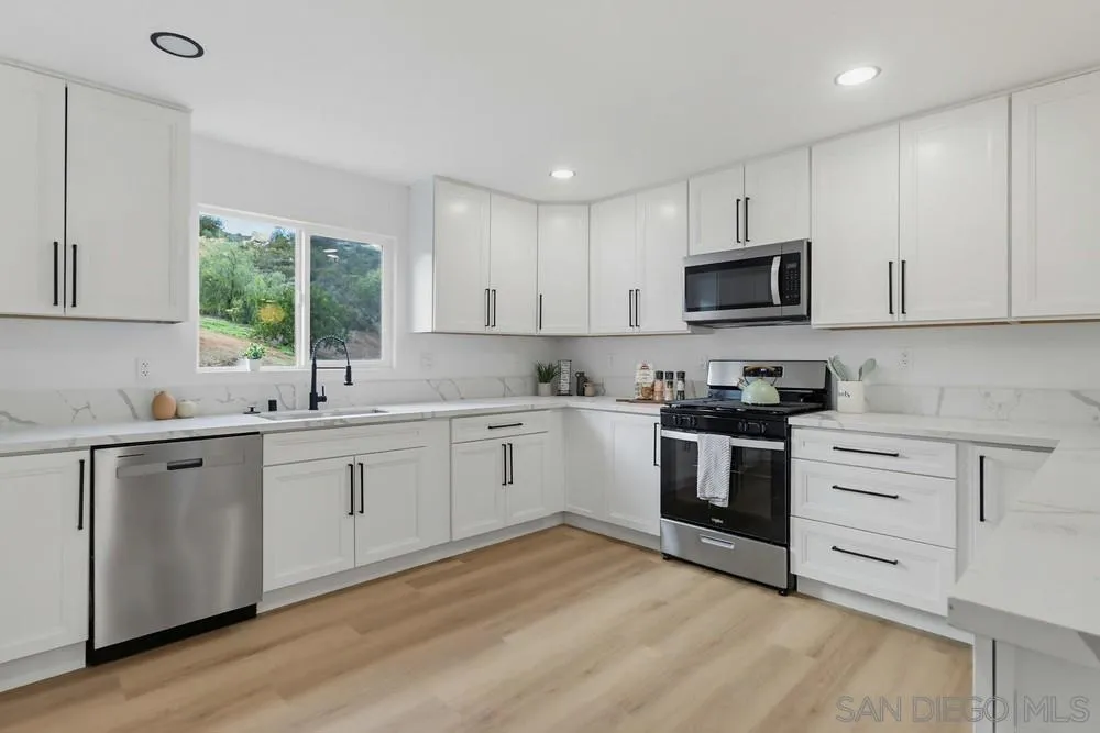 15751 Lyons Valley Rd, Jamul, California 91935 home-pic-11