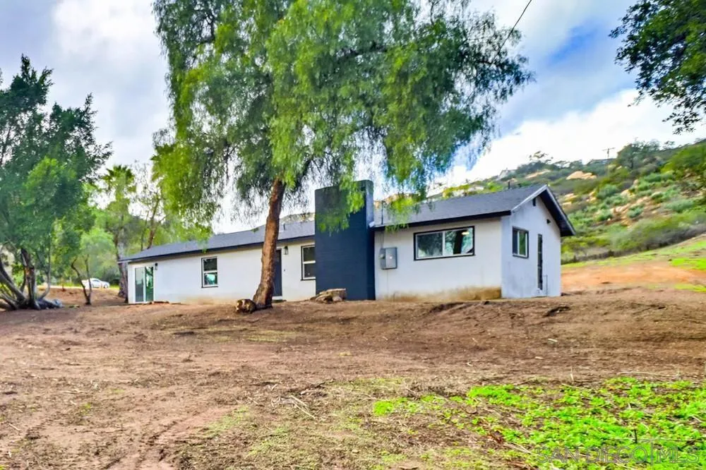 15751 Lyons Valley Rd, Jamul, California 91935 home-pic-39
