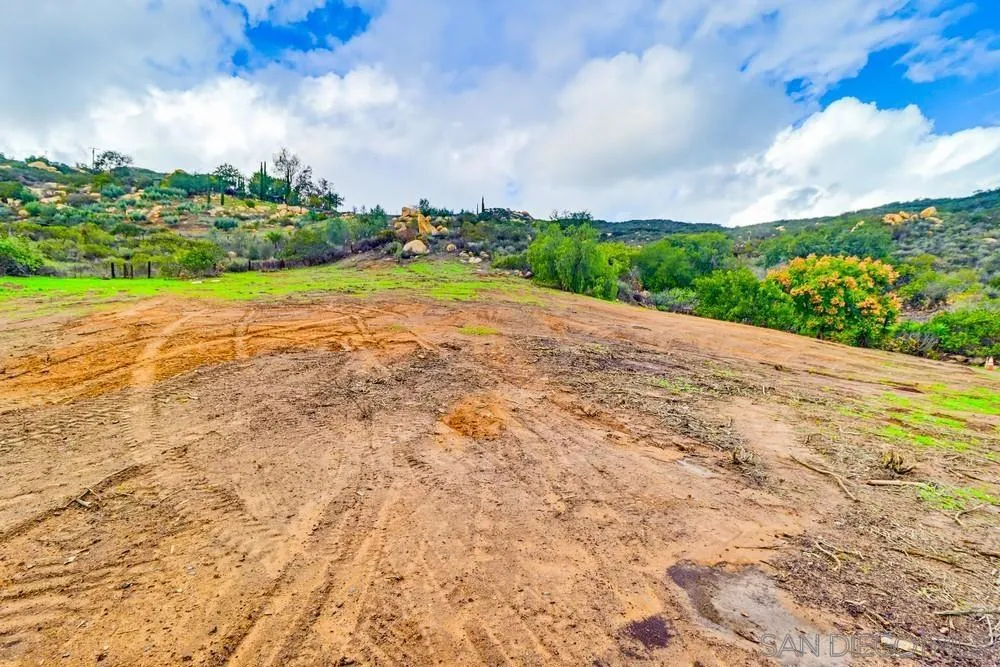 15751 Lyons Valley Rd, Jamul, California 91935 home-pic-56