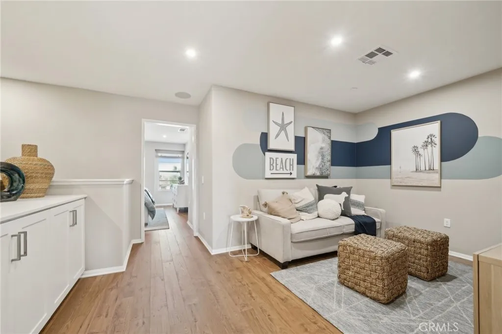 16208 Lumia Way, Fontana, California 92336 home-pic-14