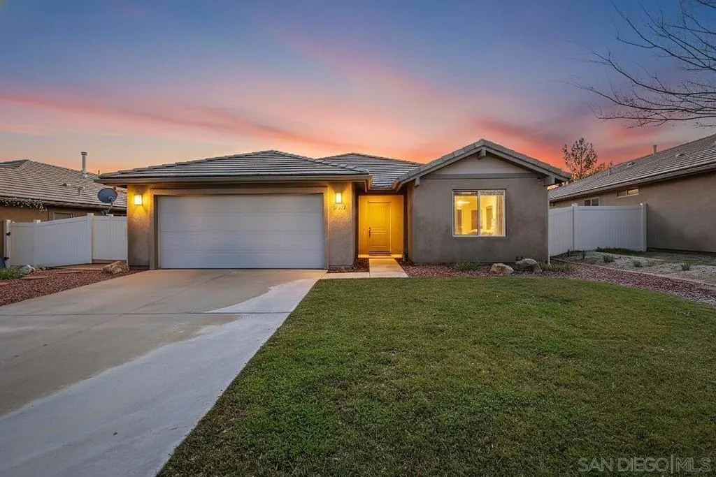 32241 Evening Primrose Trl, Campo, California 91906 home-pic-1