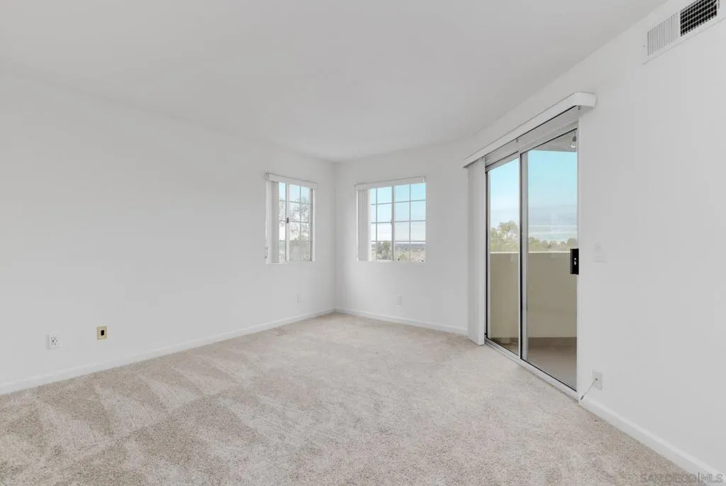 11305 Affinity Ct 133, San Diego, California 92131 home-pic-16
