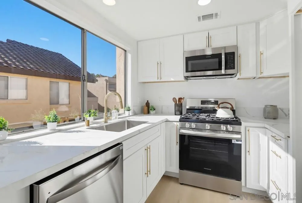 514 Jamacha Road 4j, El Cajon, California 92019 home-pic-9