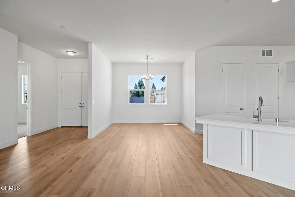 16-web-or-mls-7422-allenmier-ct