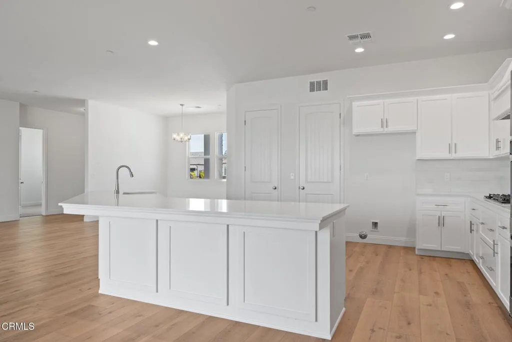 20-web-or-mls-7422-allenmier-ct