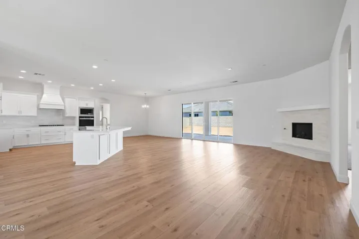 7-web-or-mls-7422-allenmier-ct
