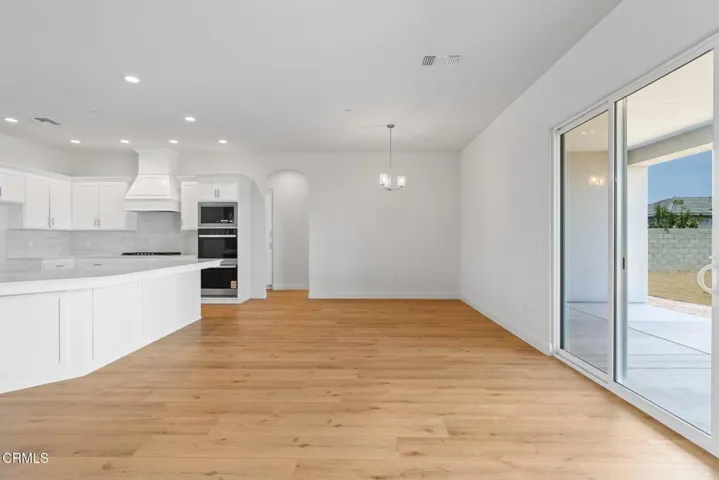 11-web-or-mls-7422-allenmier-ct