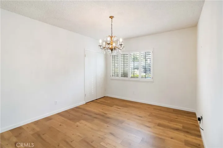 9827 Lasaine, Northridge, California 91325