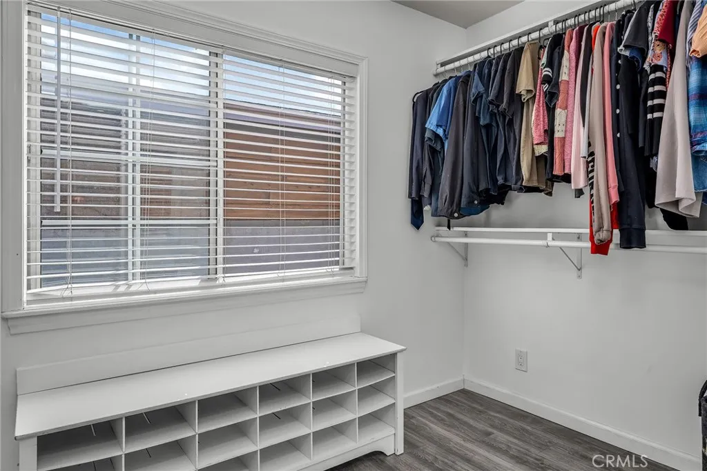 23911 Fulmar Avenue, Torrance, California 90501 home-pic-9