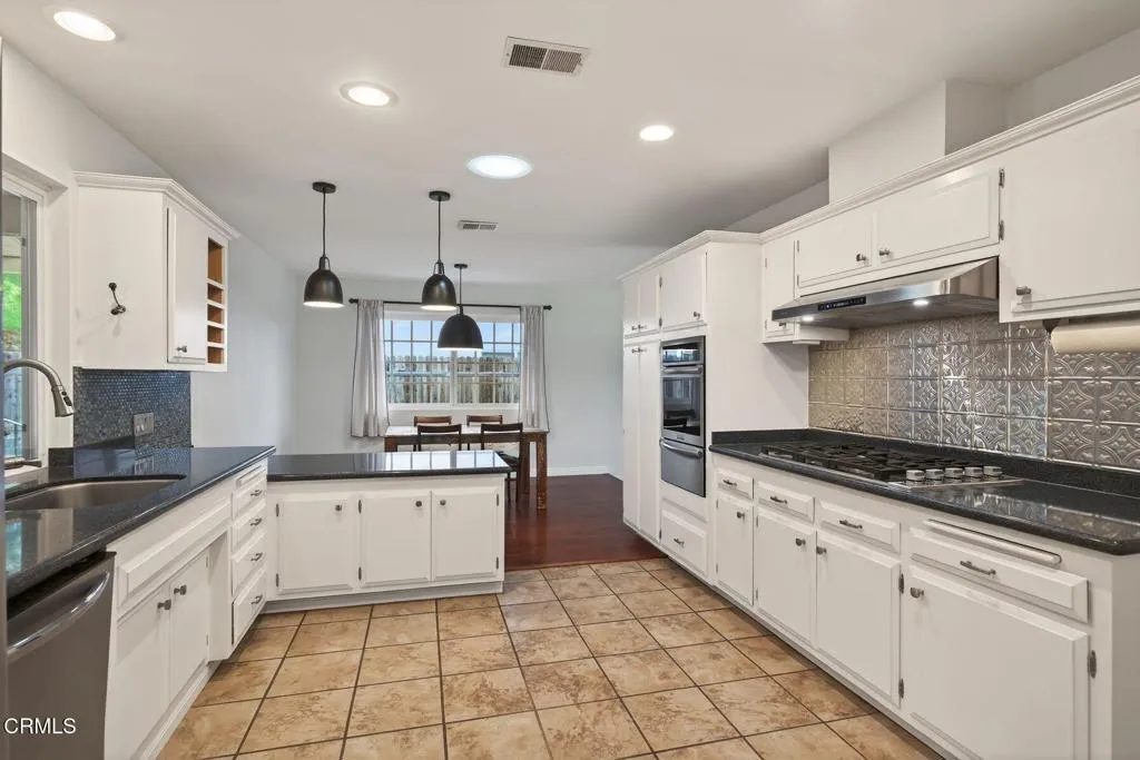 1918 Country Place, Ojai, California 93023 home-pic-3