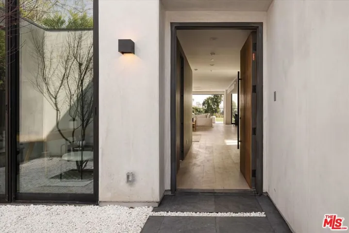 Photo of the previous home.