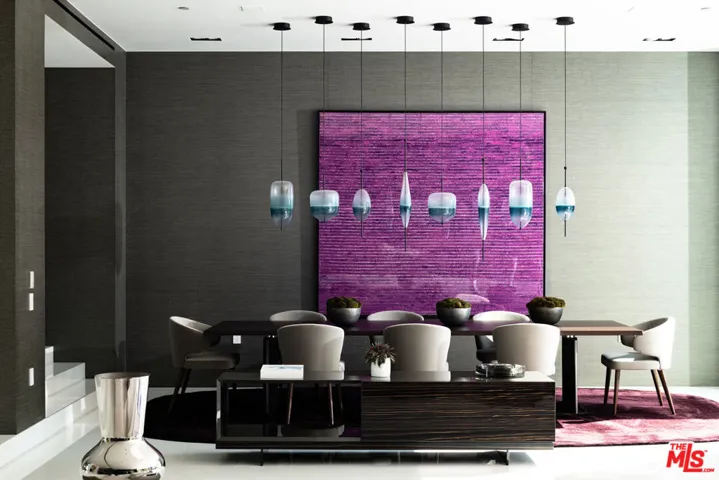 1231 Lago Vista Drive, Beverly Hills, California 90210