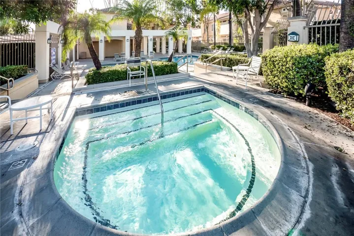 HOA spa