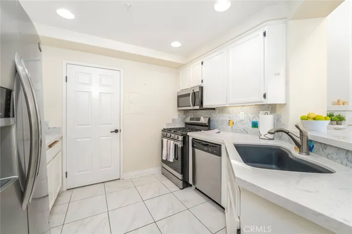 Stainless Steel appliances included