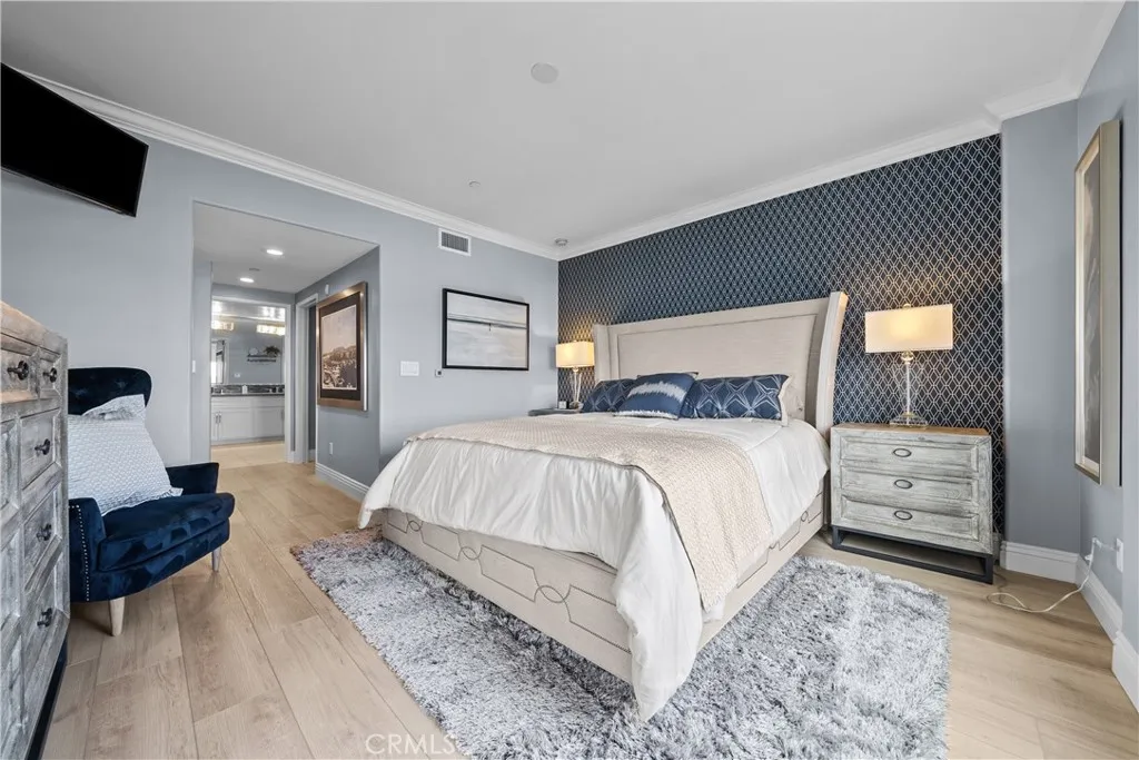 4344 Tradewinds, Oxnard, California 93035 home-pic-17