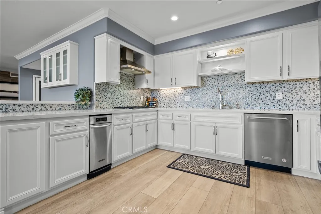 4344 Tradewinds, Oxnard, California 93035 home-pic-12