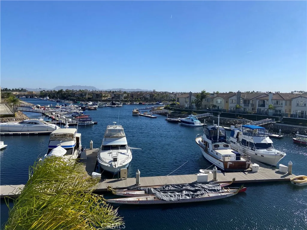 4344 Tradewinds, Oxnard, California 93035 home-pic-2