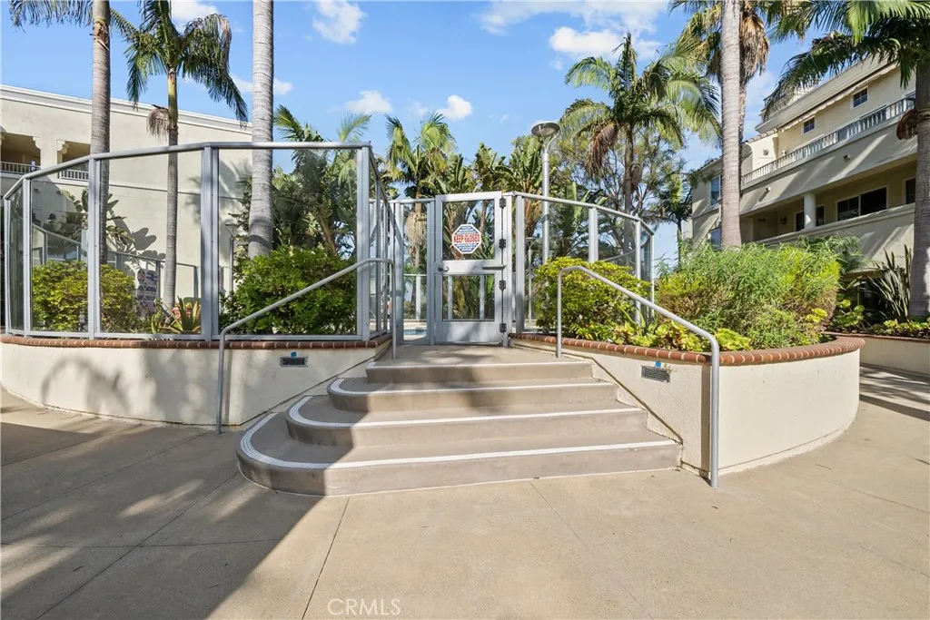 4344 Tradewinds, Oxnard, California 93035 home-pic-50