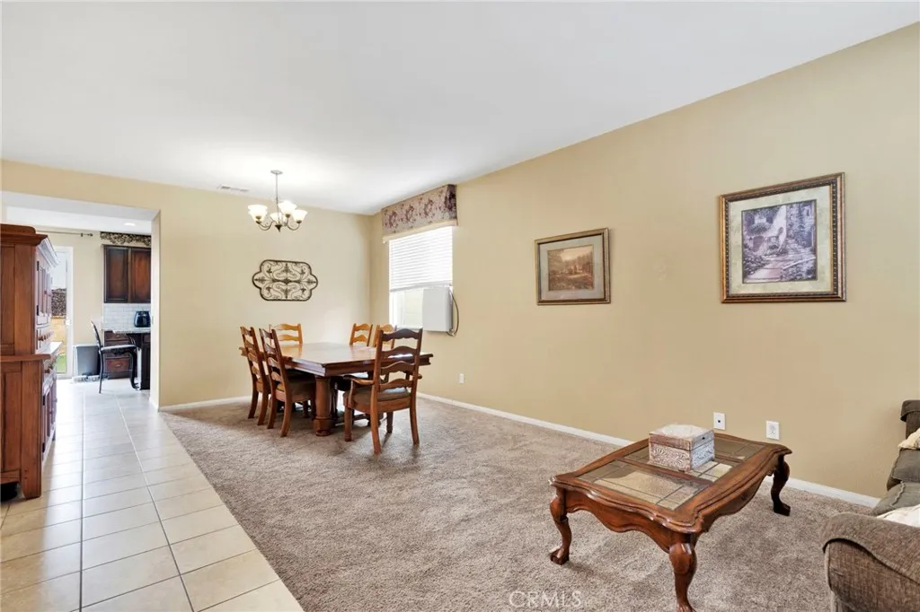 16617 Desert Lily Street, Victorville, California 92394 home-pic-5