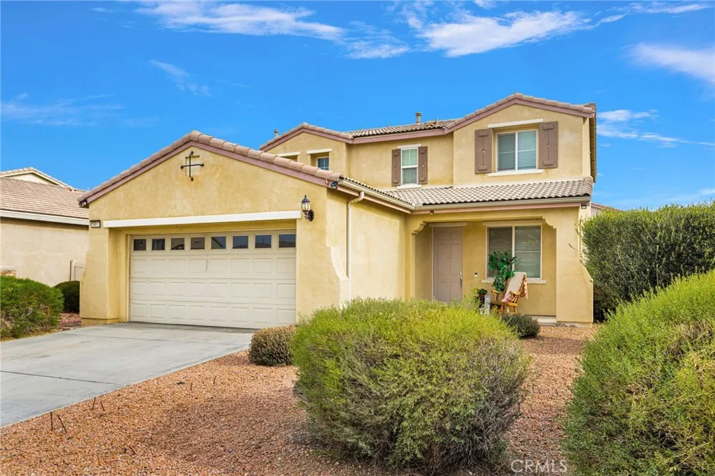 16617 Desert Lily Street, Victorville, California 92394 home-pic-3