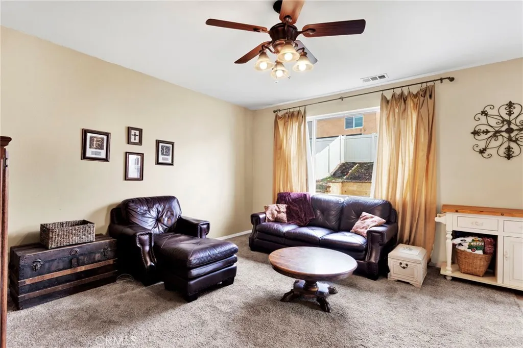 16617 Desert Lily Street, Victorville, California 92394 home-pic-14