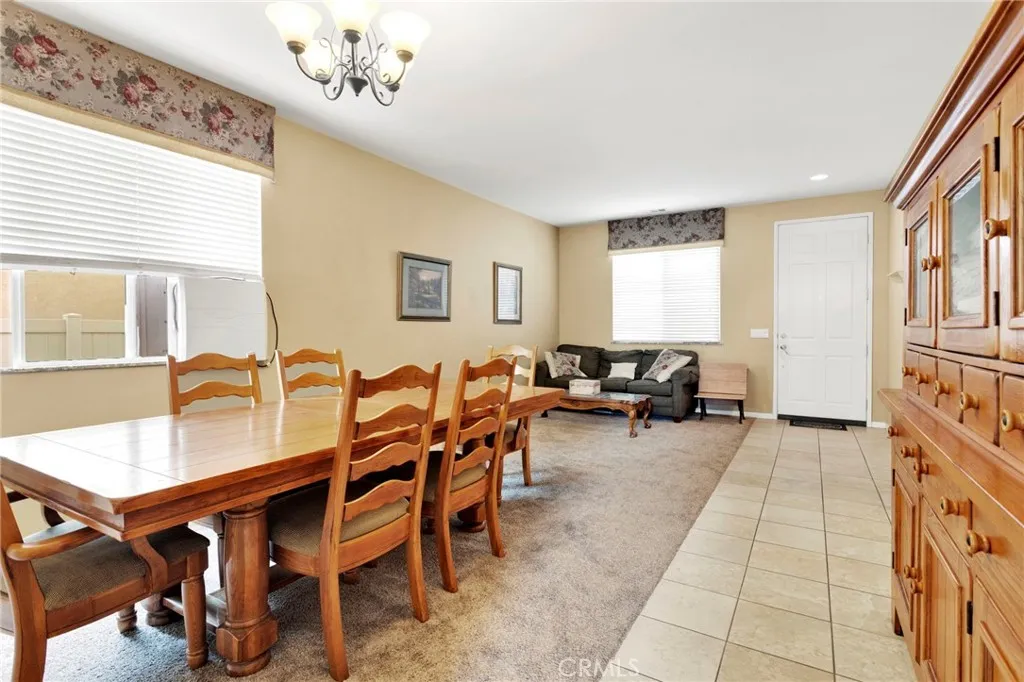 16617 Desert Lily Street, Victorville, California 92394 home-pic-9